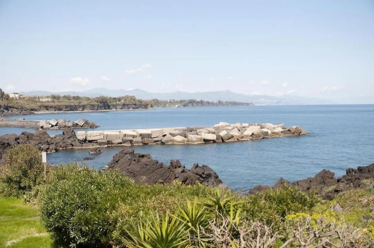 AcquaMarina15 Appartamento con terrazzo sul mare Acireale