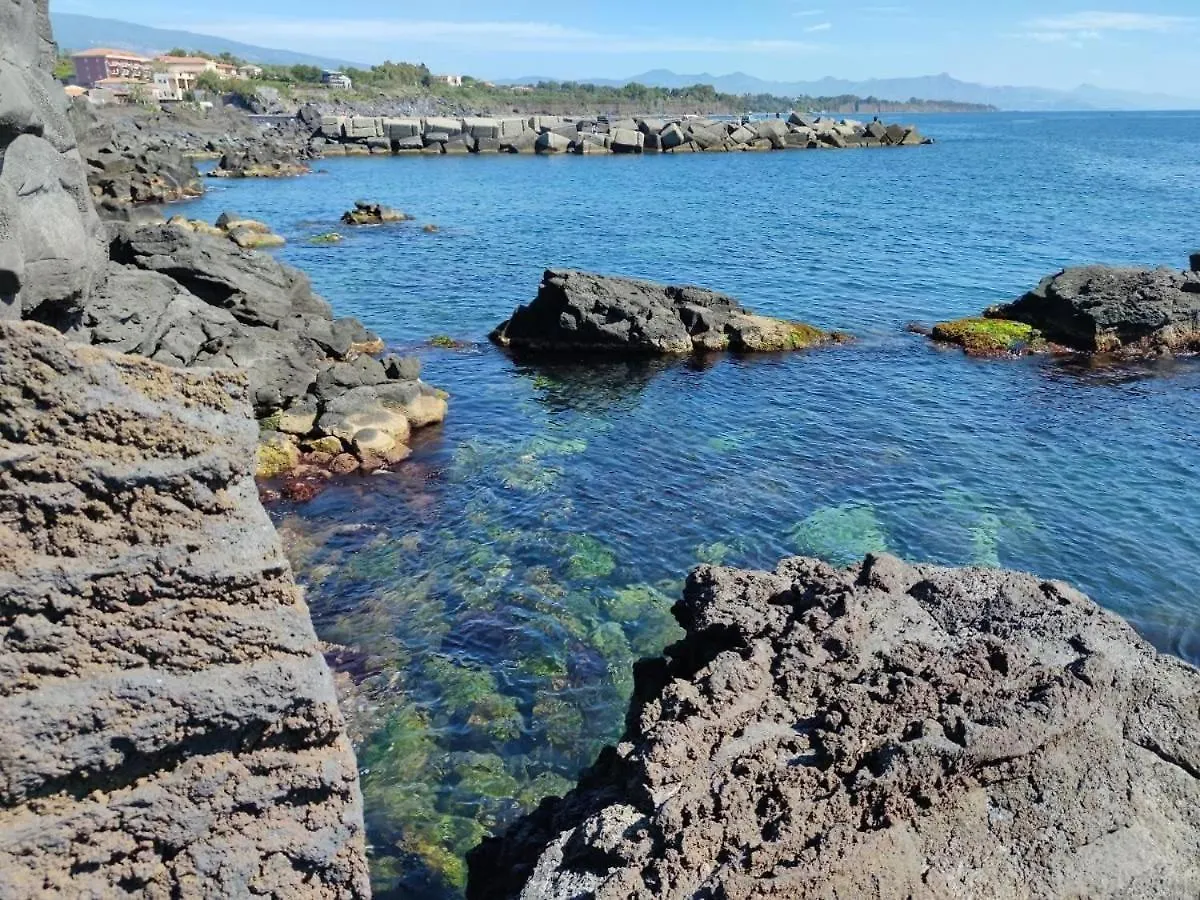 AcquaMarina15 Appartamento con terrazzo sul mare Acireale